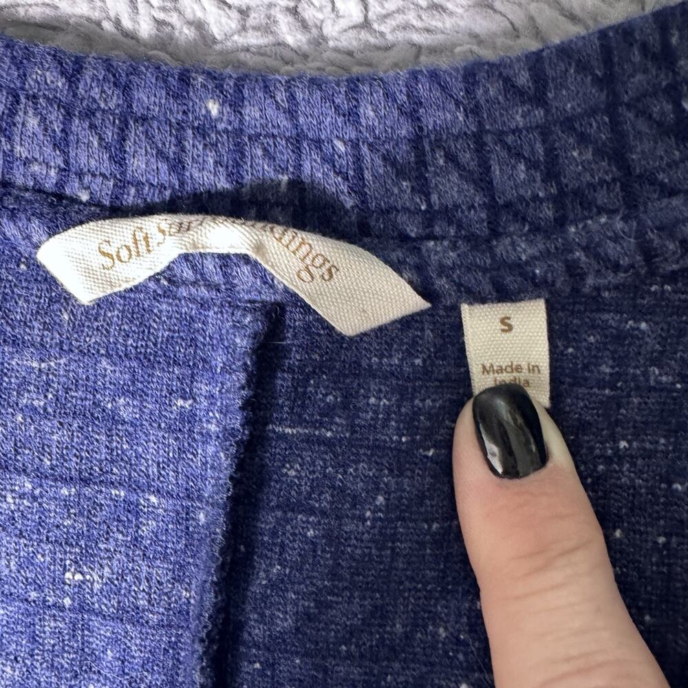 Soft Surroundings Blue Pattern V-Neck Stretch Com… - image 6